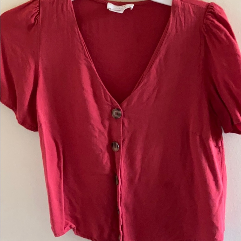 Pink button crop top
